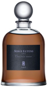 Un Voix Noire  Serge Lutens (     )